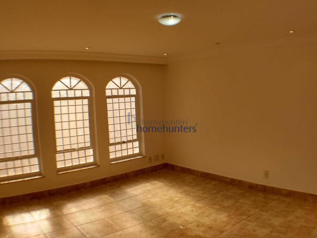 Casa à venda com 3 quartos, 280m² - Foto 23