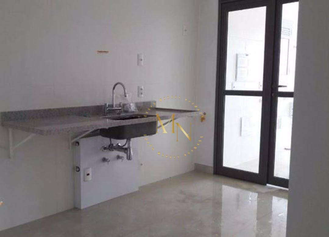 Apartamento à venda com 3 quartos, 137m² - Foto 7