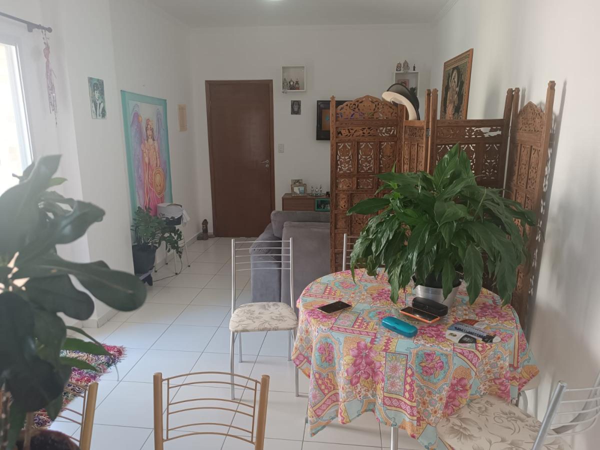 Apartamento à venda com 2 quartos, 73m² - Foto 3