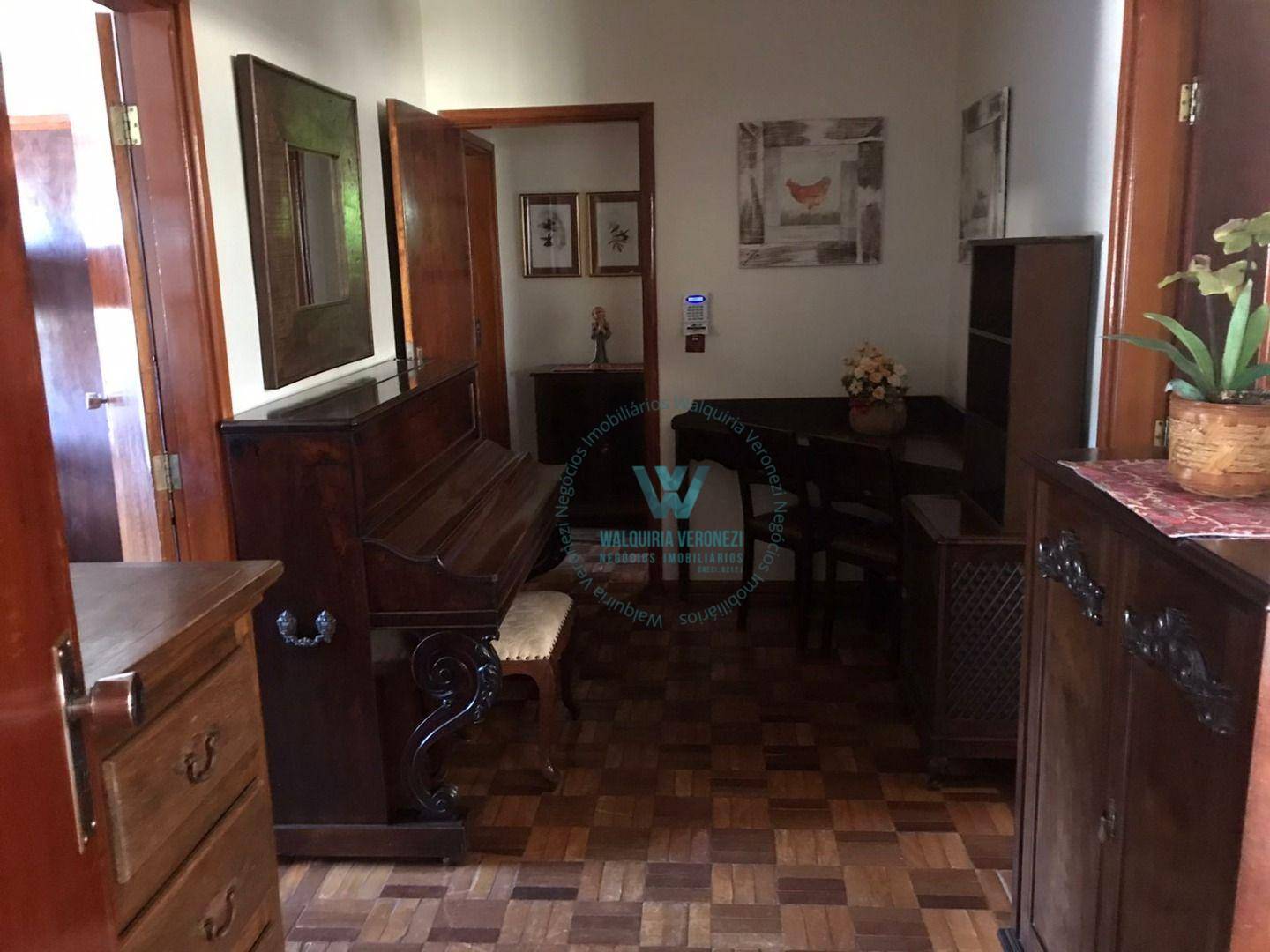 Casa à venda com 3 quartos, 206m² - Foto 5