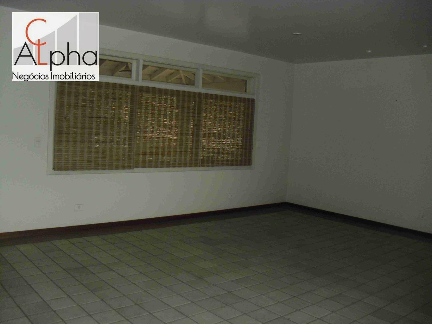 Sobrado à venda com 5 quartos, 750m² - Foto 2