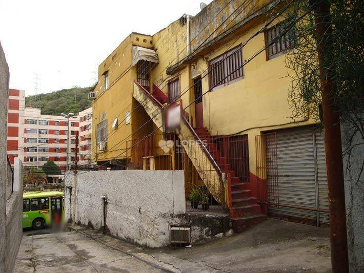 Box-Garagem à venda, 186M2 - Foto 2