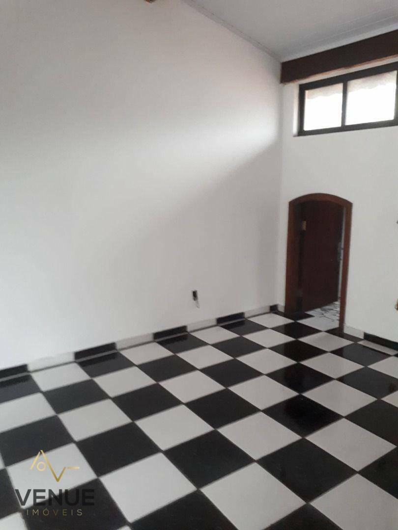 Sobrado à venda com 2 quartos, 200m² - Foto 10