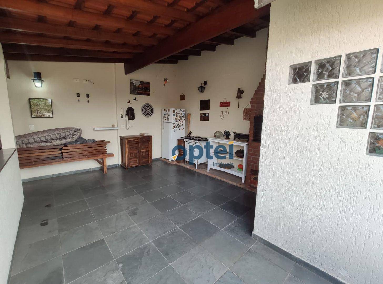 Casa à venda com 3 quartos, 172m² - Foto 14