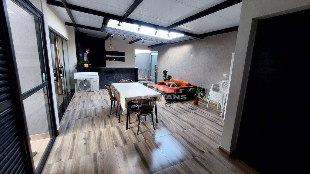 Casa de Condomínio à venda com 3 quartos, 298m² - Foto 7