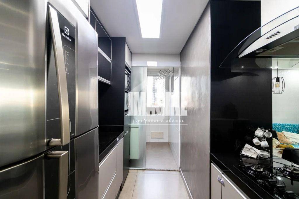 Apartamento à venda com 3 quartos, 70m² - Foto 30