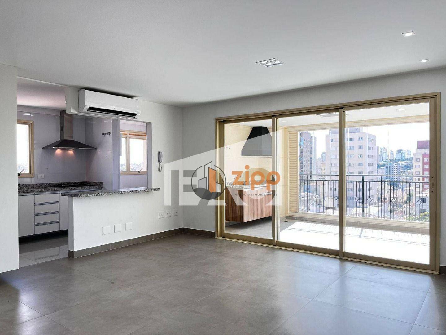 Apartamento para alugar com 3 quartos, 120m² - Foto 1