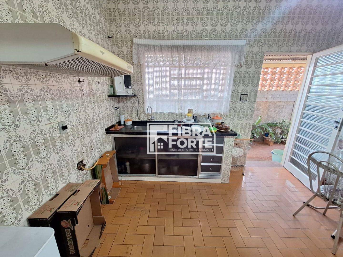 Casa à venda com 2 quartos, 209m² - Foto 17