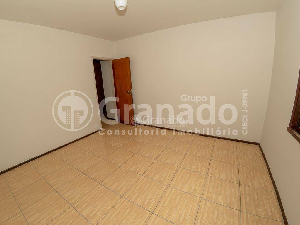 Casa à venda com 4 quartos, 400m² - Foto 24