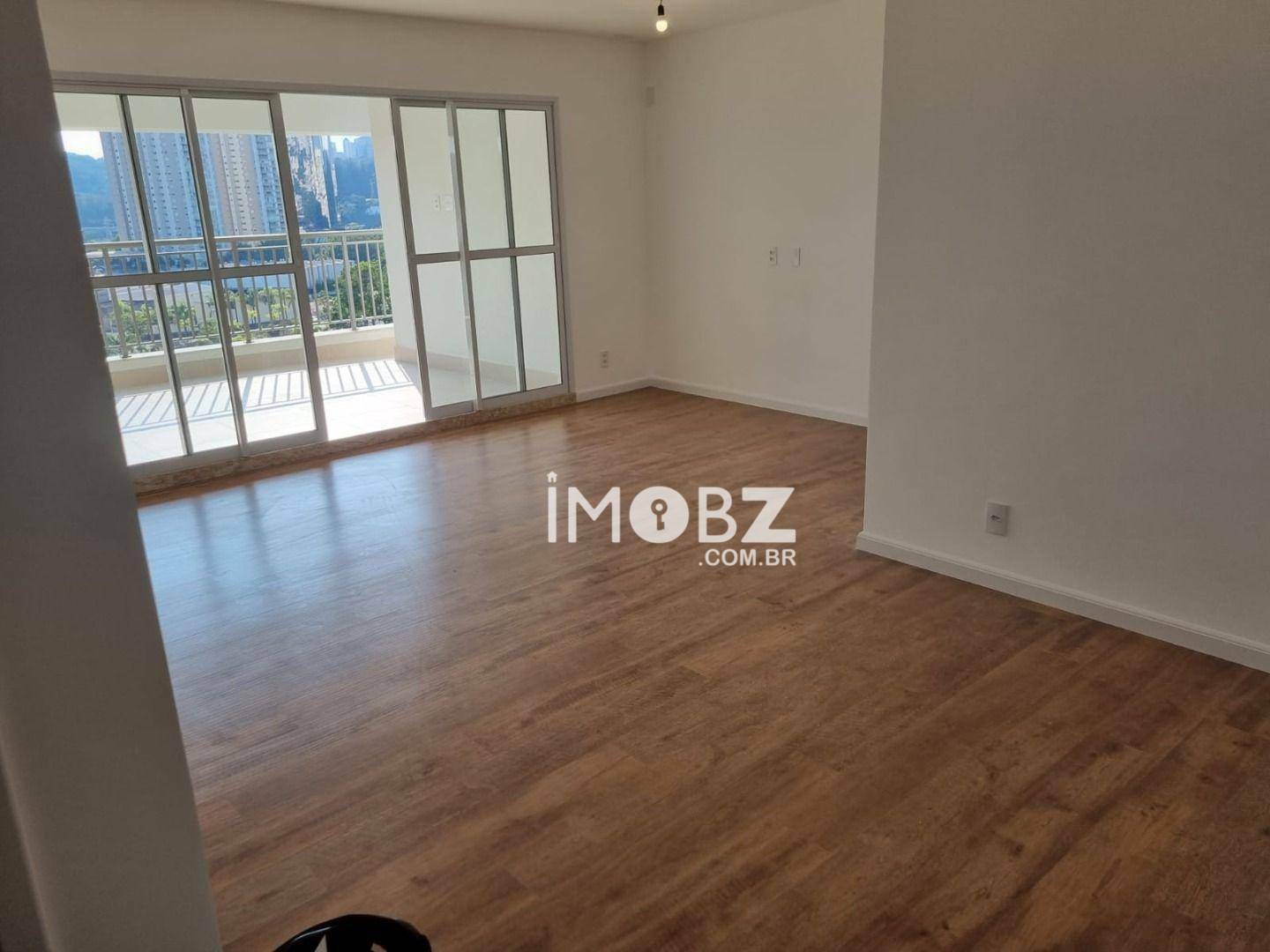 Apartamento à venda com 3 quartos, 108m² - Foto 1