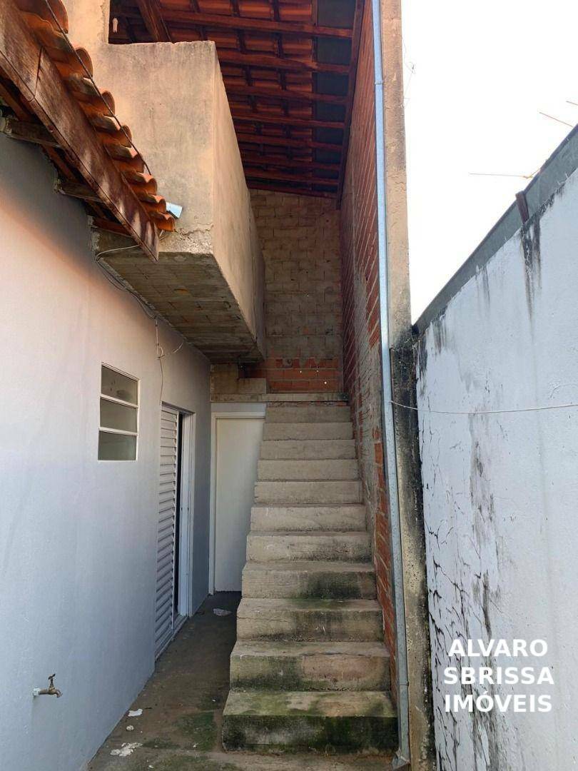 Casa à venda com 2 quartos, 94m² - Foto 5