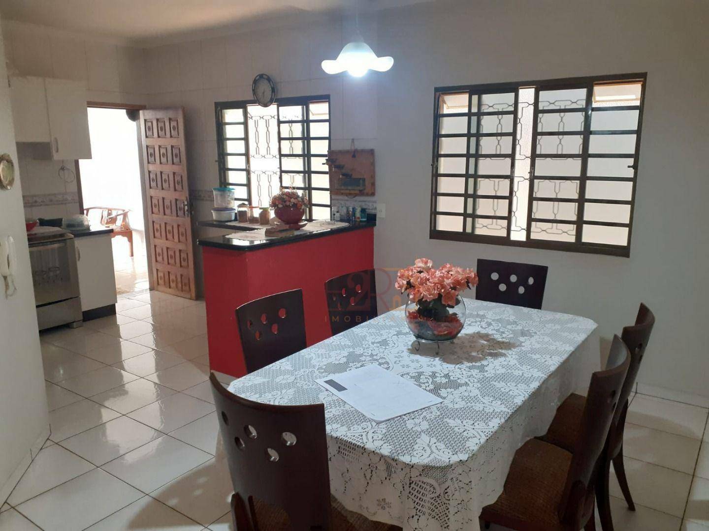 Casa à venda com 3 quartos, 320m² - Foto 5