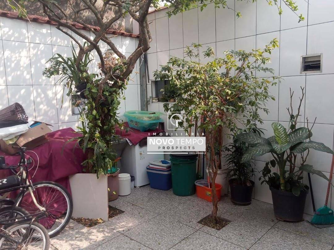 Casa à venda com 4 quartos, 160m² - Foto 14