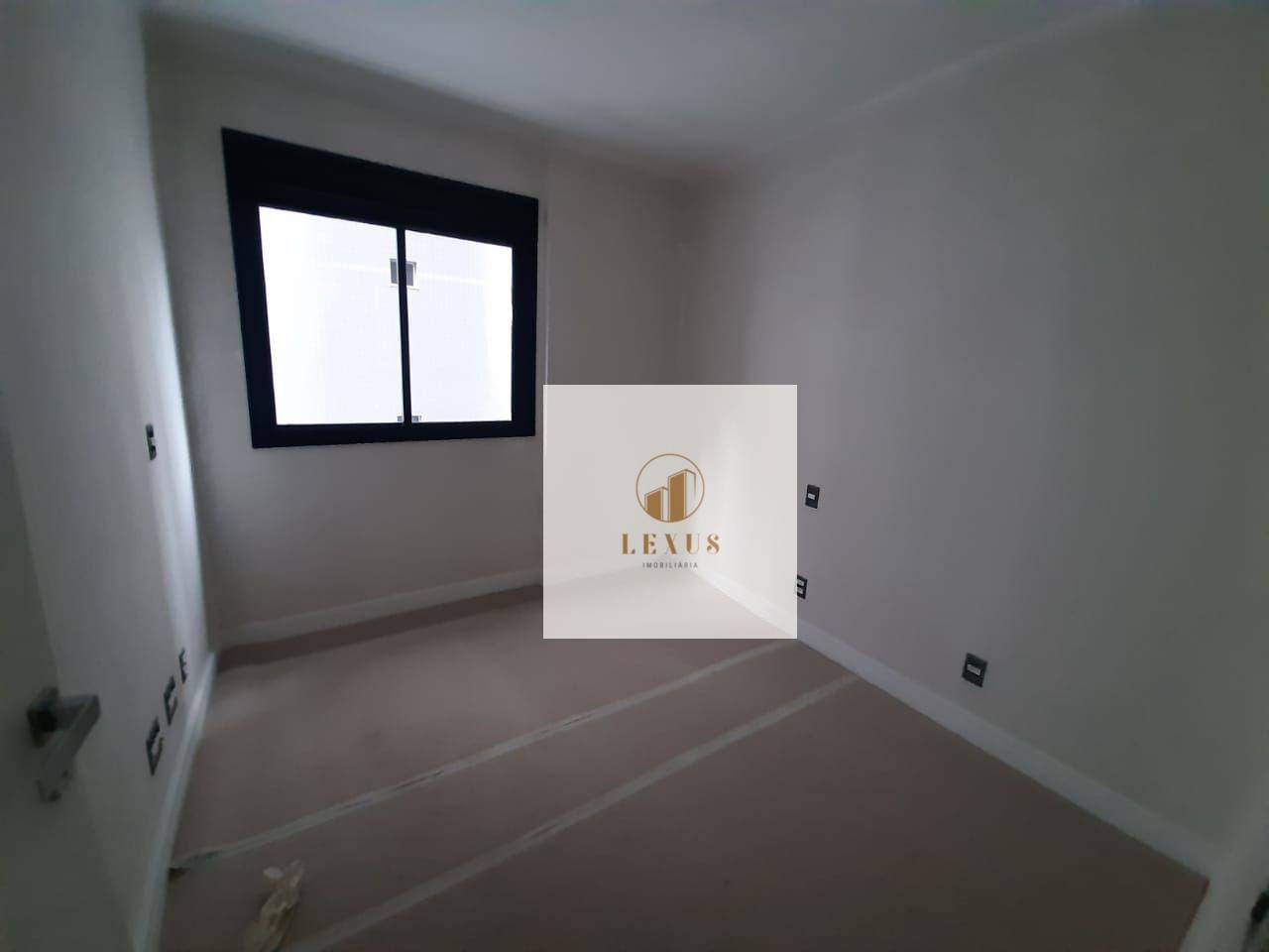 Apartamento à venda com 3 quartos, 81m² - Foto 5