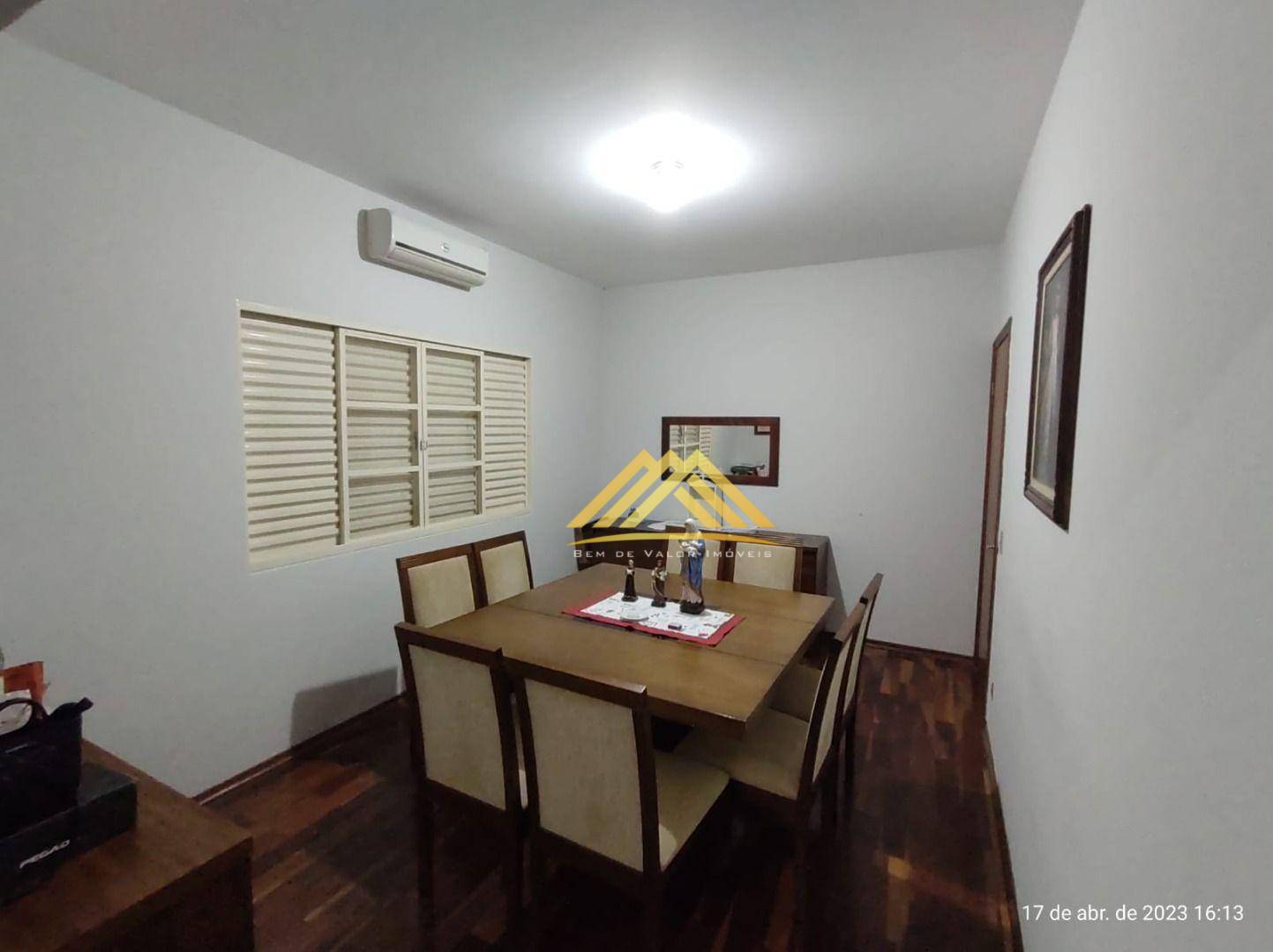 Casa à venda com 3 quartos, 180m² - Foto 5