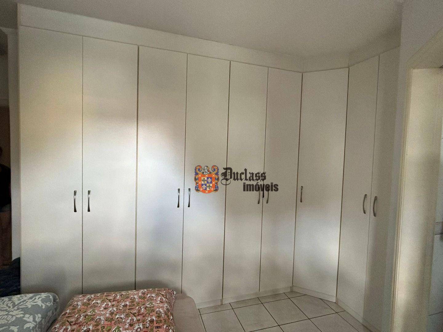 Apartamento à venda com 3 quartos, 107m² - Foto 8