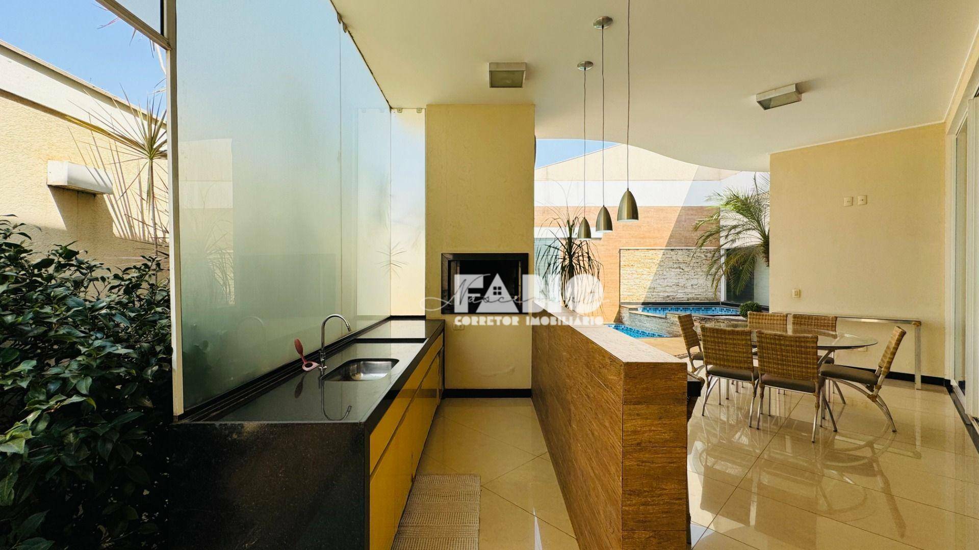 Casa à venda com 4 quartos, 350m² - Foto 17