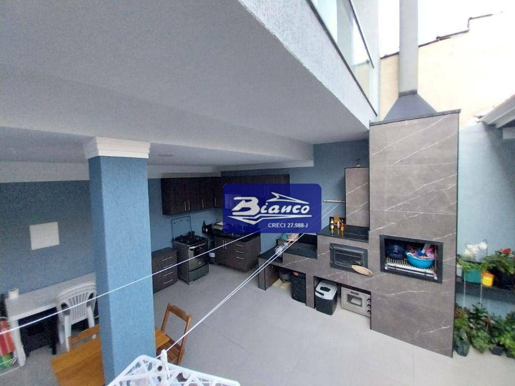 Casa à venda com 4 quartos, 145m² - Foto 4