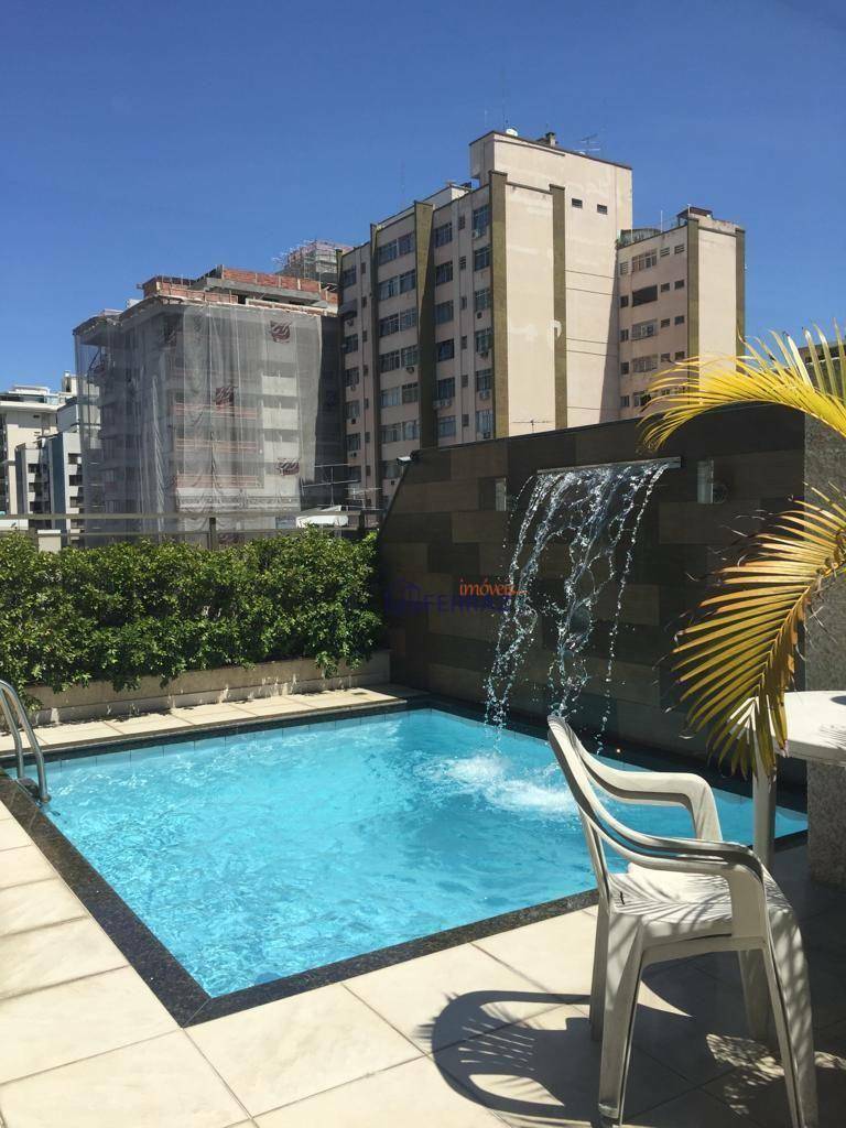 Cobertura à venda com 3 quartos, 430m² - Foto 1