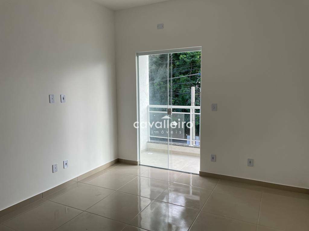 Casa à venda com 2 quartos, 81m² - Foto 9