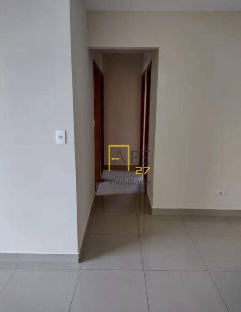 Apartamento para alugar com 3 quartos, 70m² - Foto 8