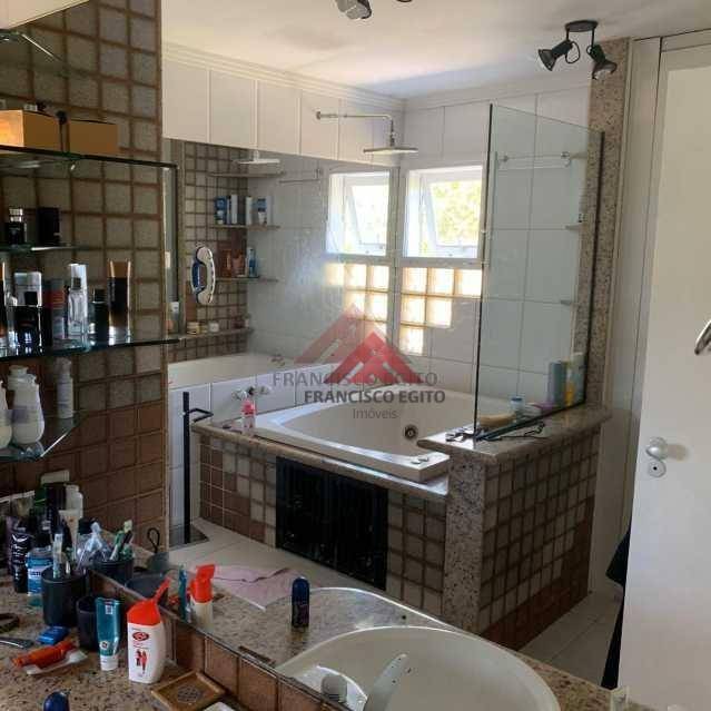 Casa de Condomínio à venda com 4 quartos, 360m² - Foto 24