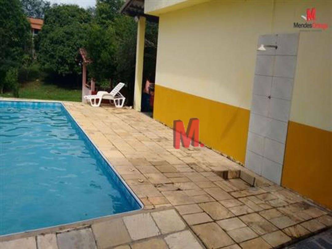 Chácara à venda com 3 quartos, 300m² - Foto 4