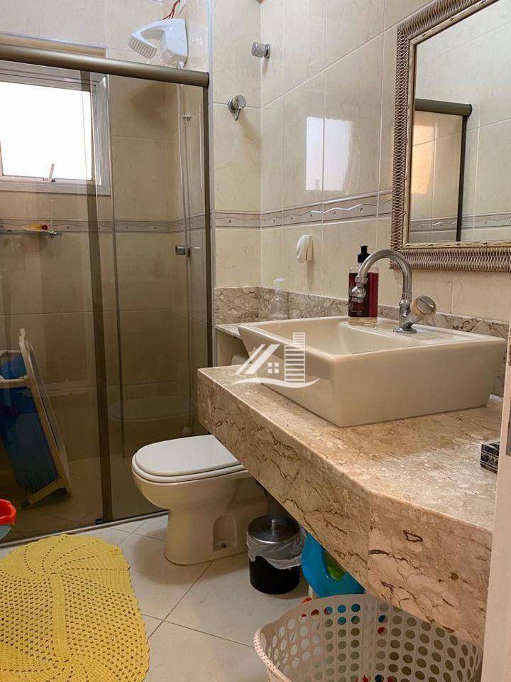 Apartamento à venda com 2 quartos, 70m² - Foto 26