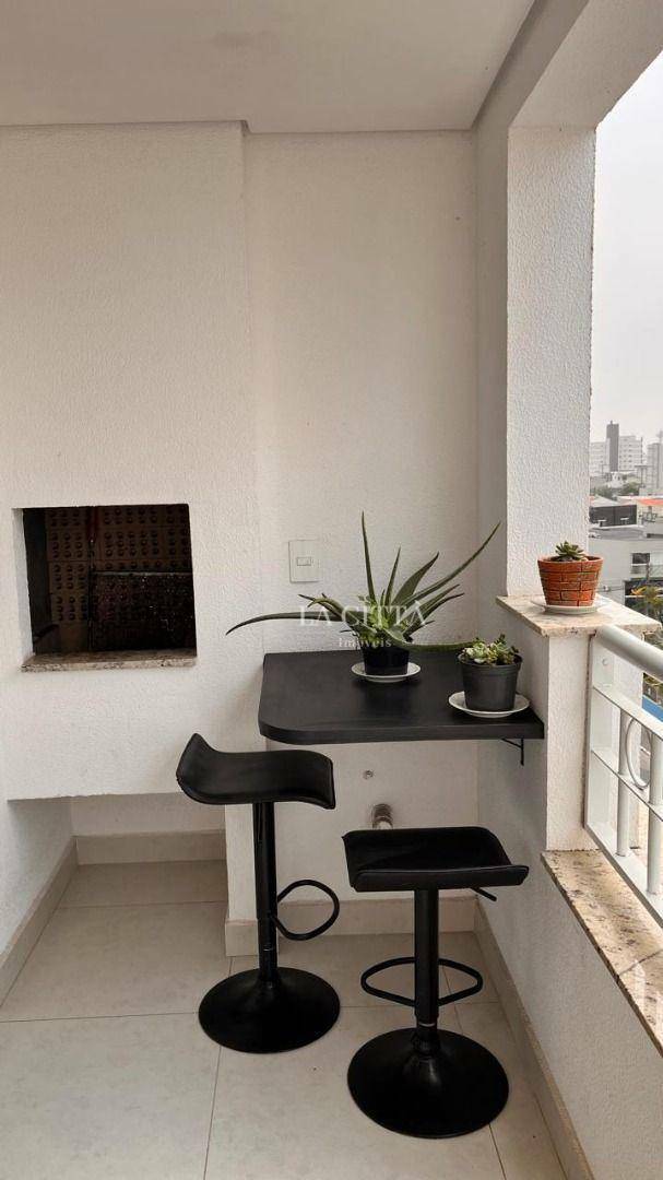 Apartamento à venda com 2 quartos, 62m² - Foto 10