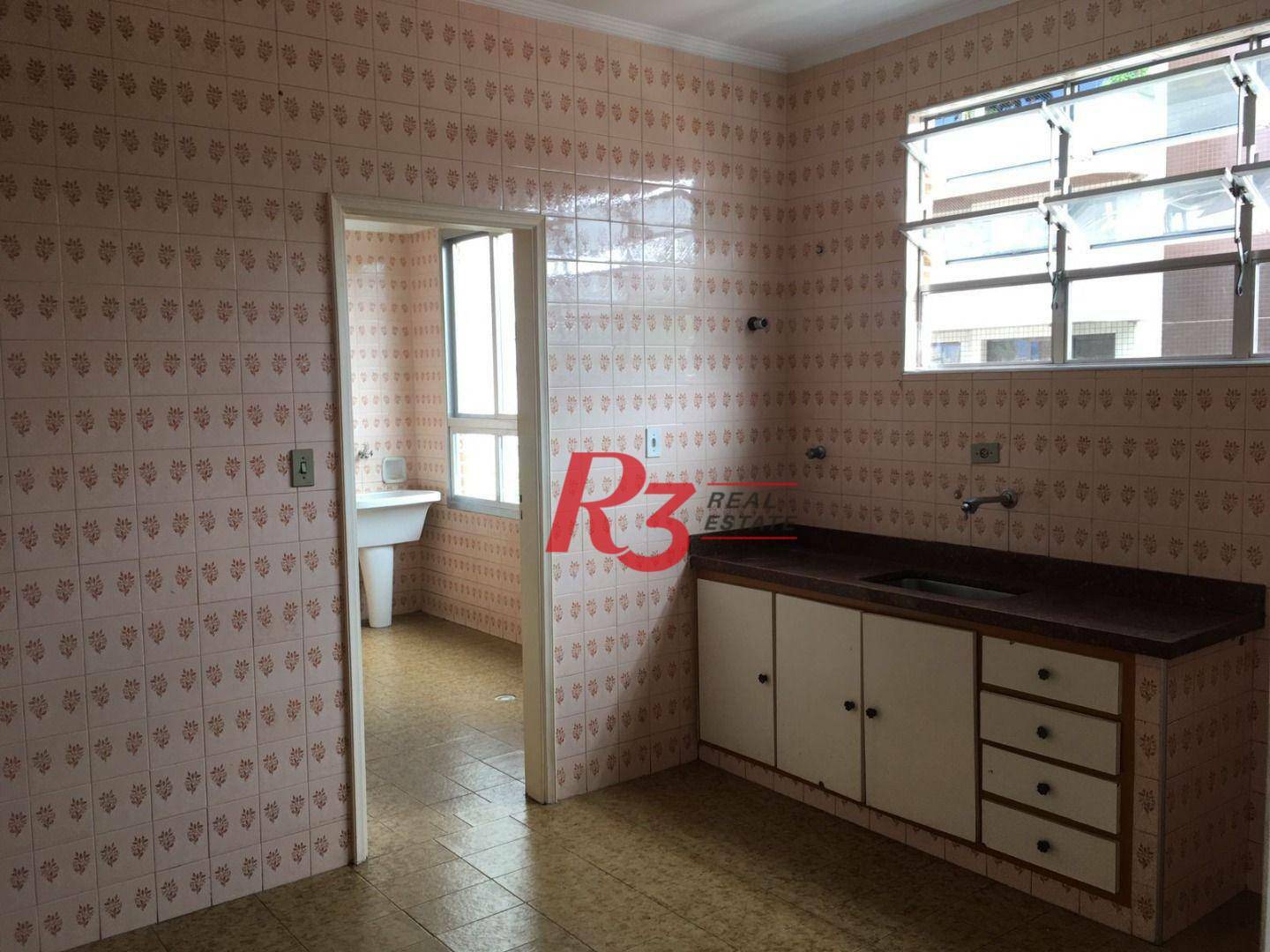 Apartamento para alugar com 2 quartos, 110m² - Foto 2