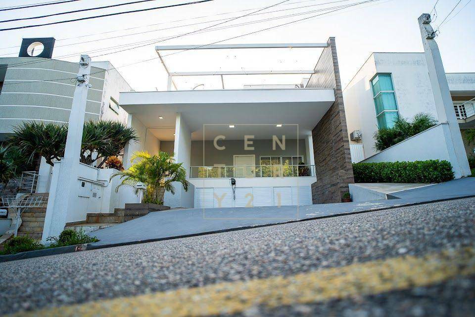 Casa de Condomínio à venda com 3 quartos, 280m² - Foto 4