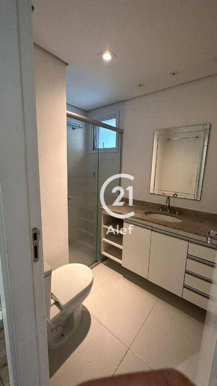 Apartamento à venda com 3 quartos, 145m² - Foto 19