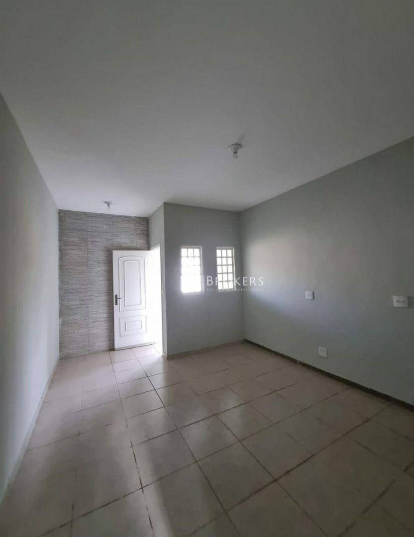 Casa à venda com 3 quartos, 178m² - Foto 6