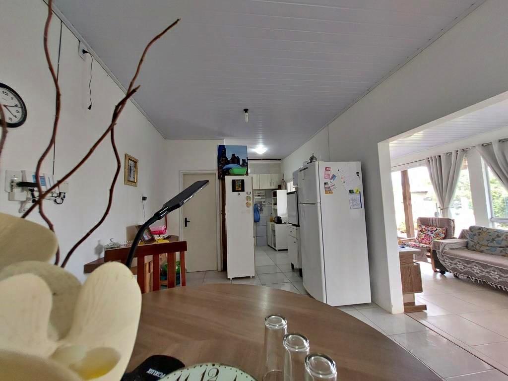 Casa à venda com 3 quartos, 110m² - Foto 9