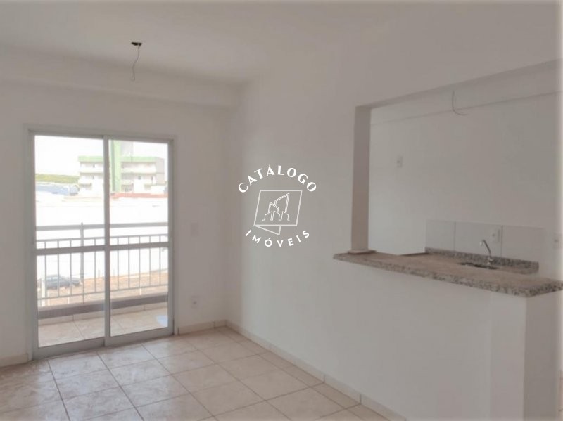 Apartamento à venda com 2 quartos, 62m² - Foto 3