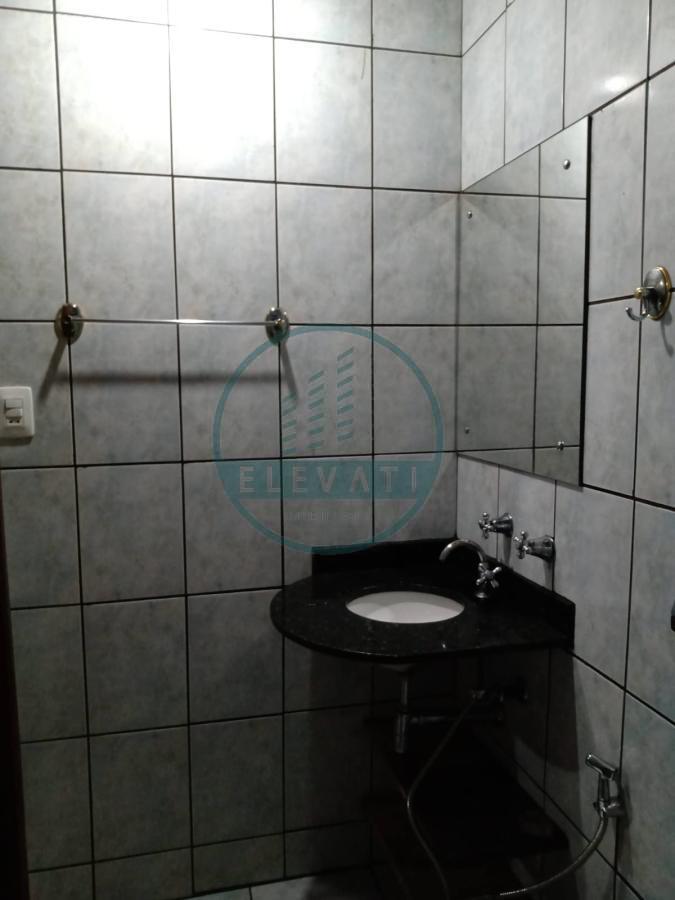 Casa à venda com 3 quartos, 1650m² - Foto 20