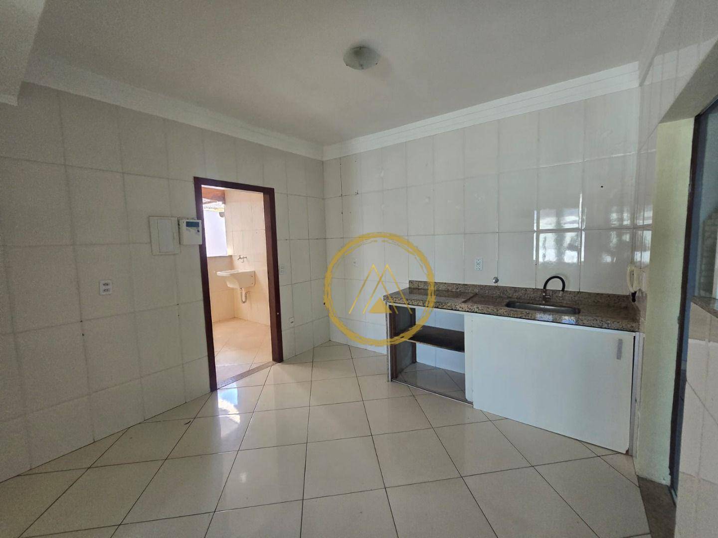 Casa à venda com 3 quartos, 154m² - Foto 3