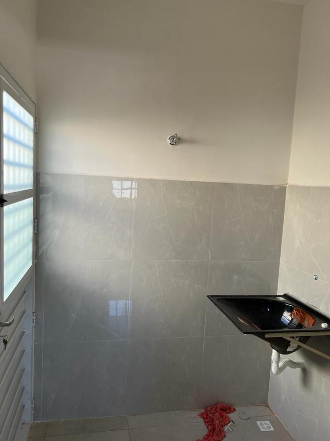 Casa à venda com 2 quartos, 200m² - Foto 9