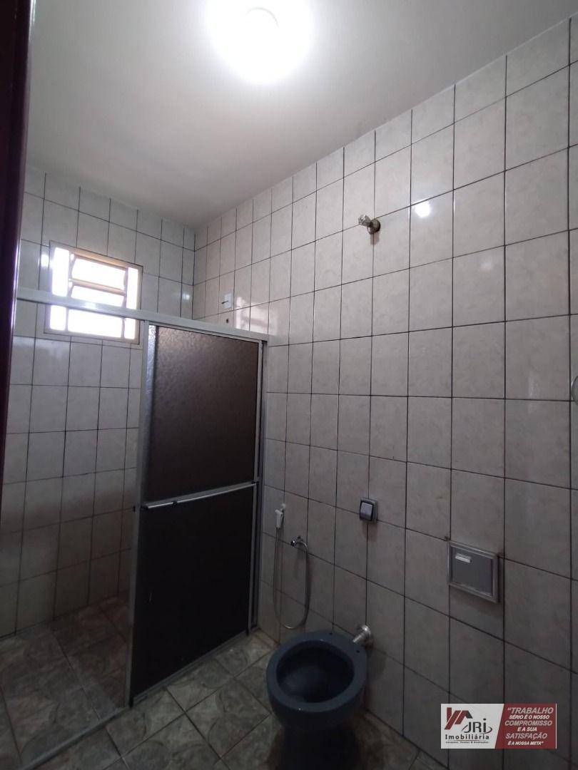 Casa à venda e aluguel com 3 quartos, 100m² - Foto 7