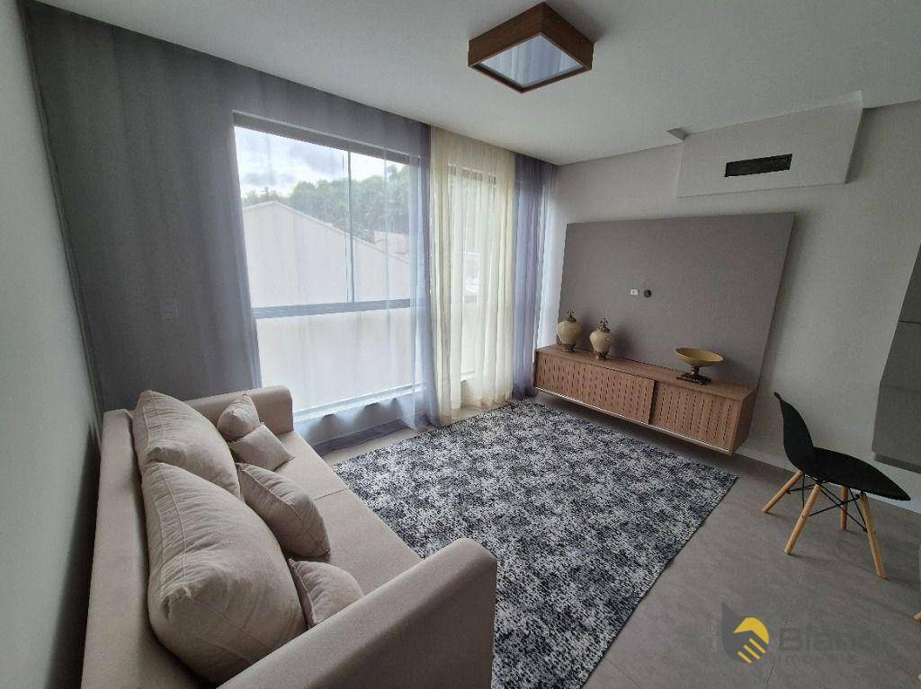 Apartamento à venda com 2 quartos, 64m² - Foto 4