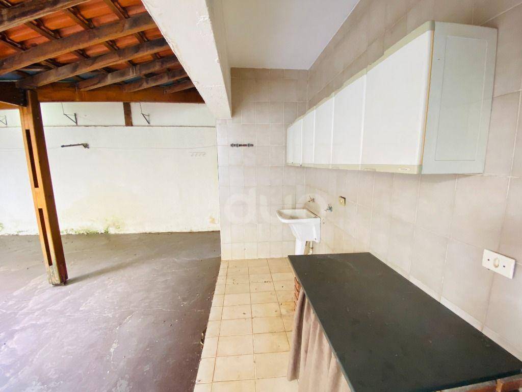 Casa à venda com 3 quartos, 327m² - Foto 19