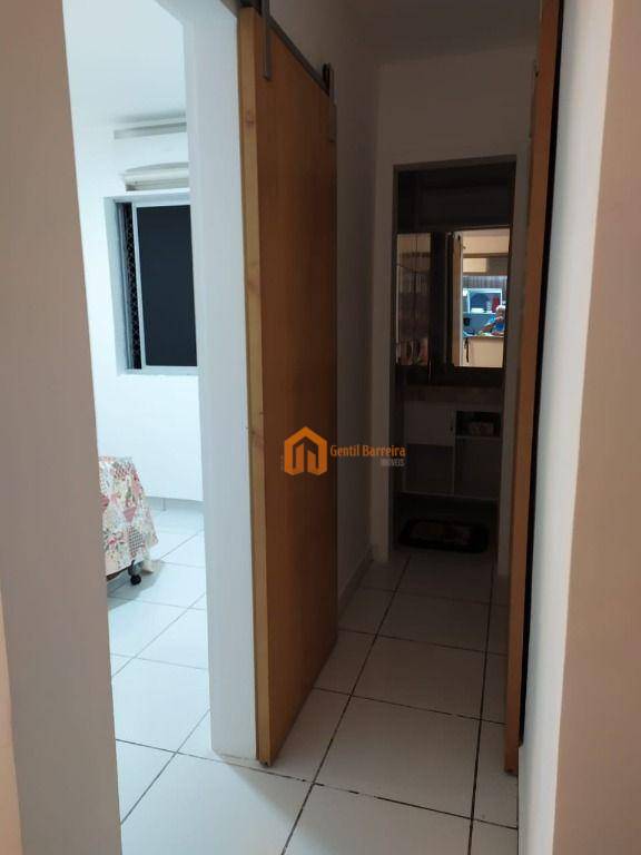 Apartamento à venda com 2 quartos, 48m² - Foto 3