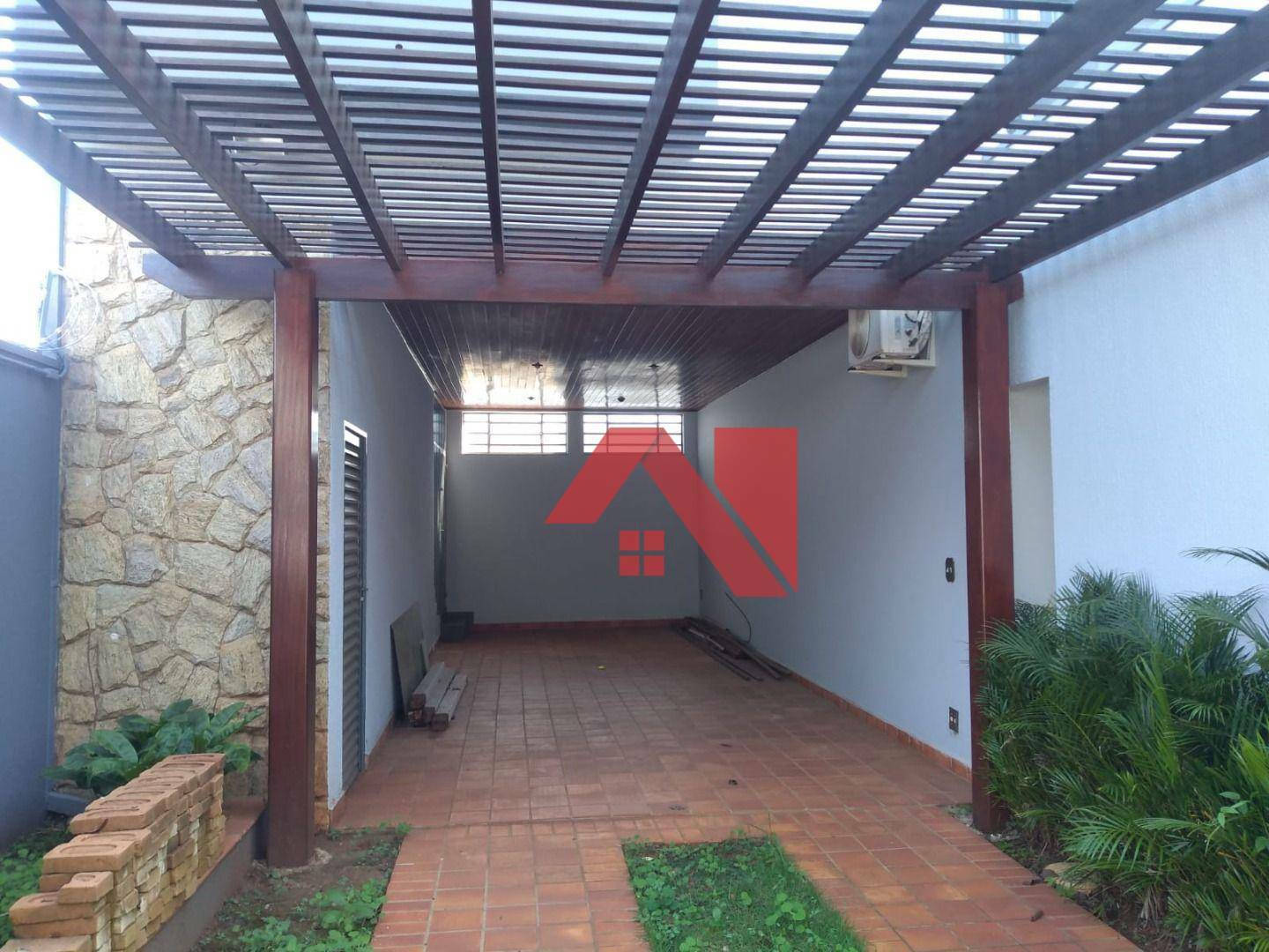 Sobrado à venda com 6 quartos, 305m² - Foto 28