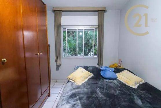 Apartamento à venda com 2 quartos, 70m² - Foto 11