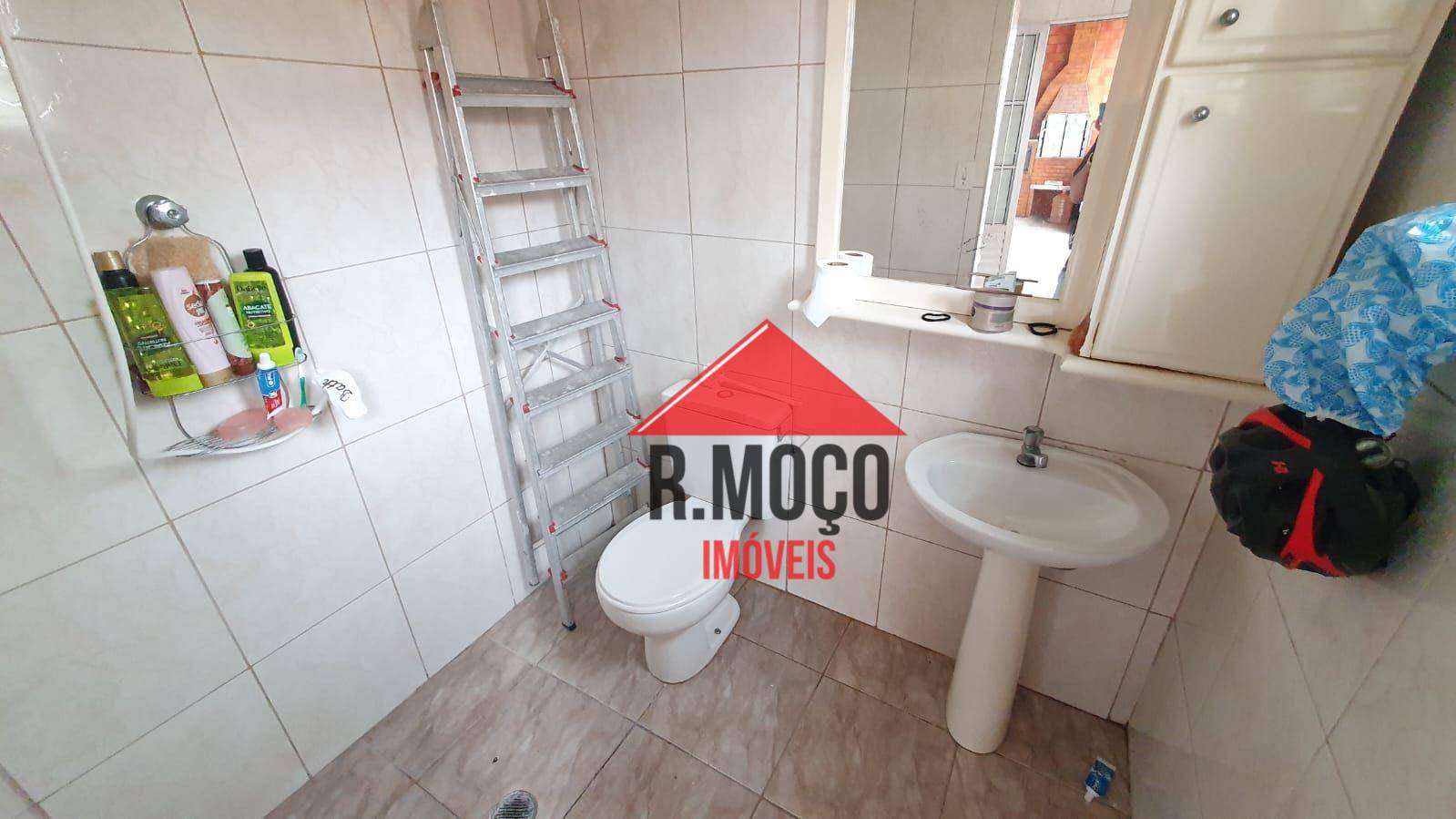 Casa à venda e aluguel com 3 quartos, 220m² - Foto 15