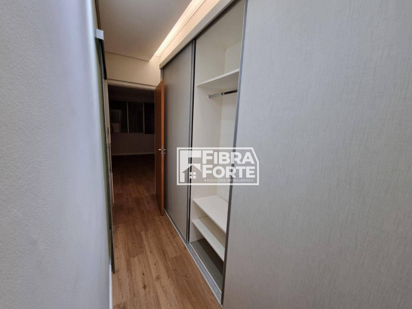 Apartamento à venda com 3 quartos, 200m² - Foto 13