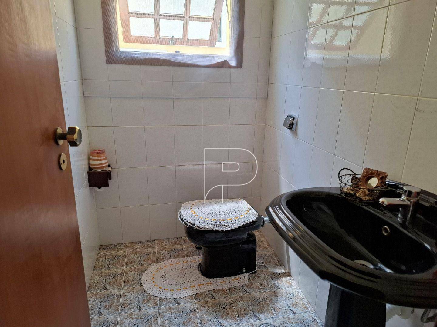 Casa de Condomínio para alugar com 3 quartos, 400m² - Foto 12