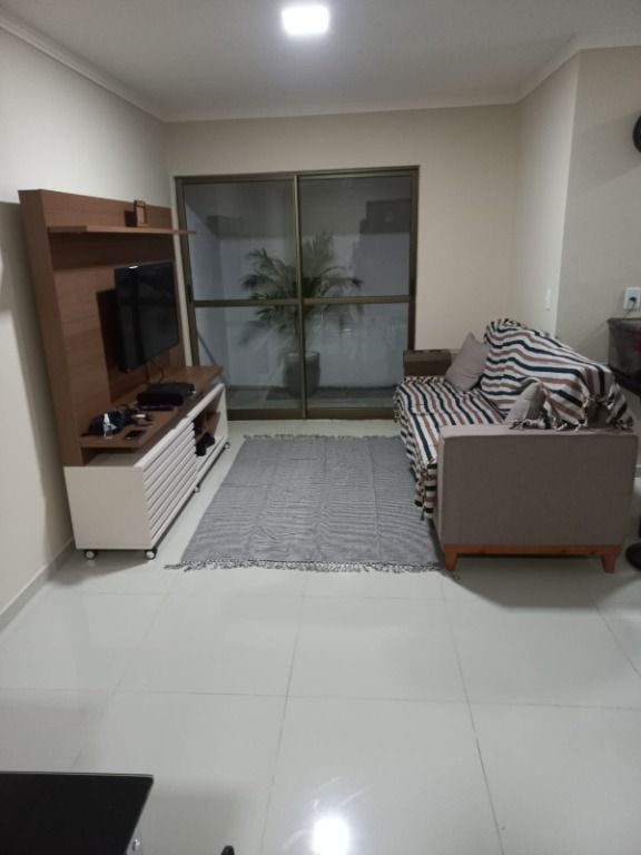 Apartamento à venda com 2 quartos, 73m² - Foto 4