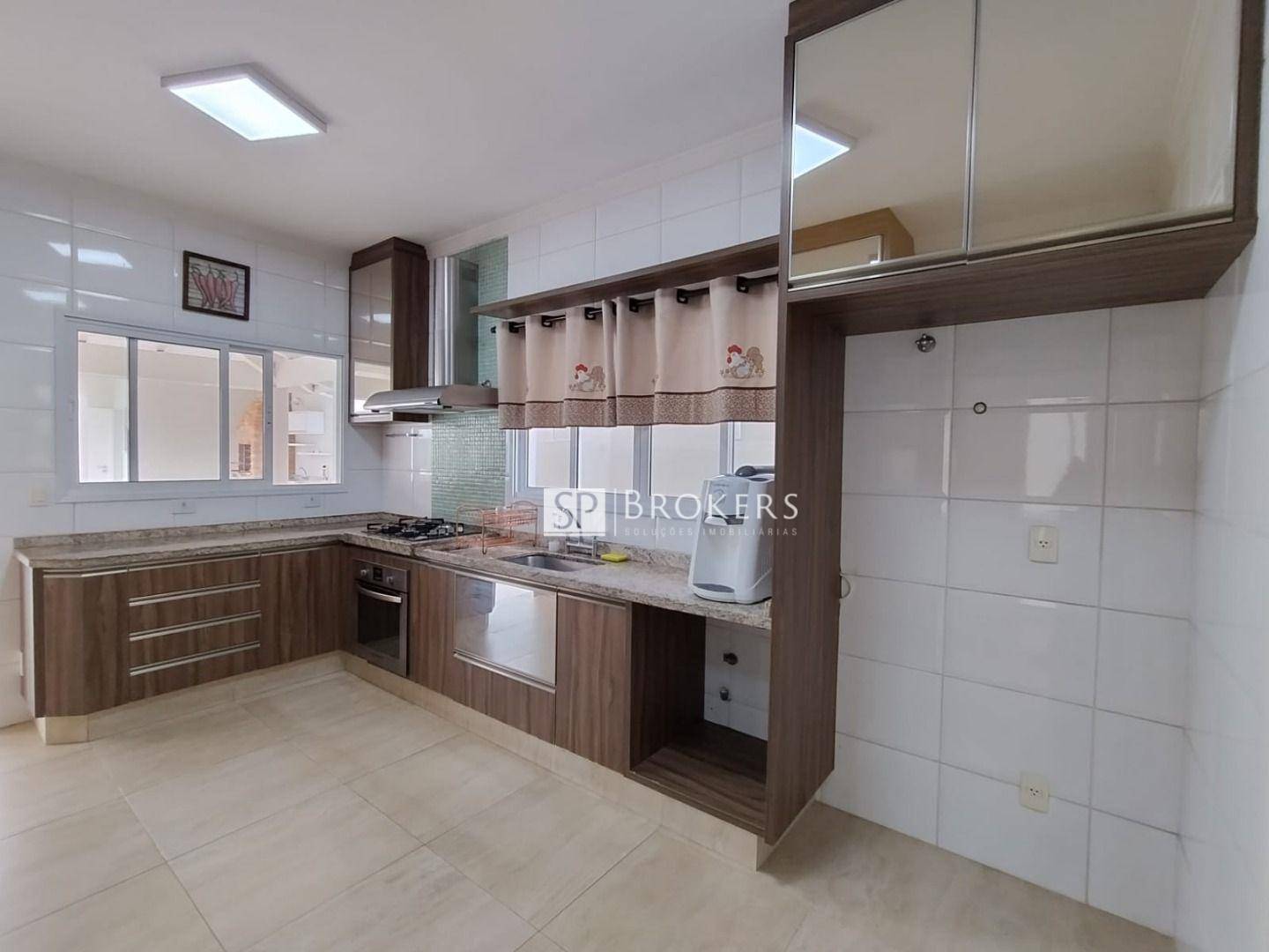 Casa à venda com 3 quartos, 260m² - Foto 7