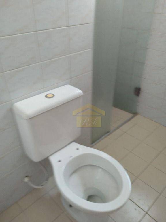 Apartamento para alugar com 2 quartos, 64m² - Foto 14